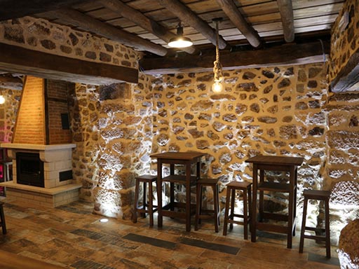 Bodegas Afala en San Martín de Trevejo